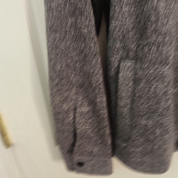 Eddie Bauer Gray Lightweight Shirt Jacket with Traditional Collar - Picture 6 of 7